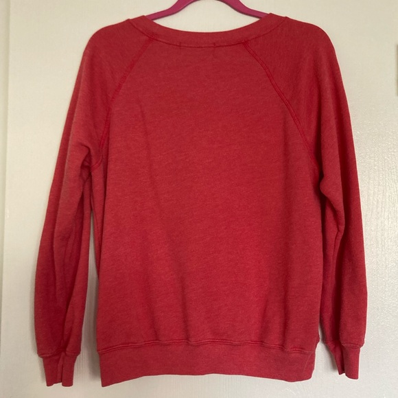 Wildfox RosΓ© Sβil Vous Plait Scarlet Crewneck Sweater - Picture 4 of 6